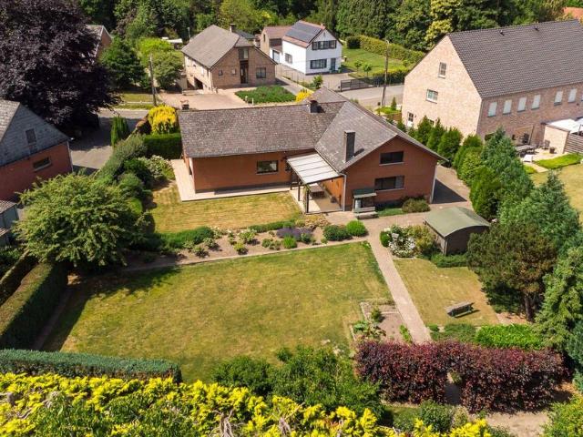 Woning te koop voor 395000 euro met 4 slaapkamers