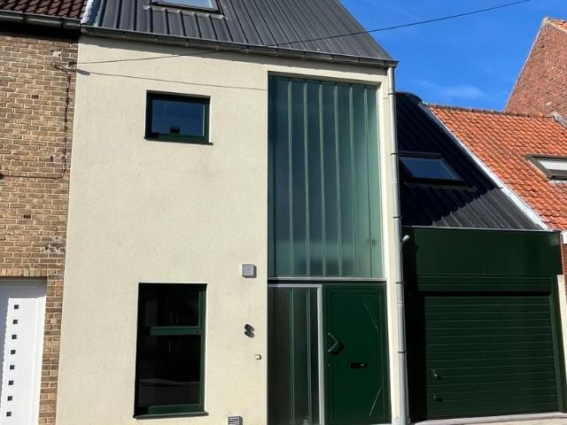 Woning te koop voor 398000 euro met 4 slaapkamers
