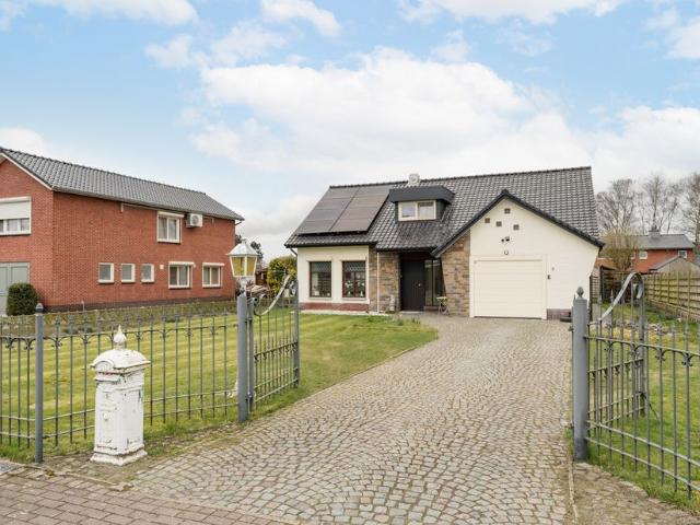 Woning te koop voor 398000 euro met 3 slaapkamers