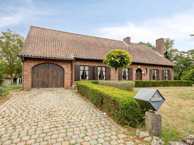 Woning te koop voor 399000 euro met 3 slaapkamers
