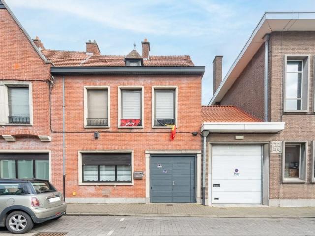 Woning te koop voor 320000 euro met 3 slaapkamers