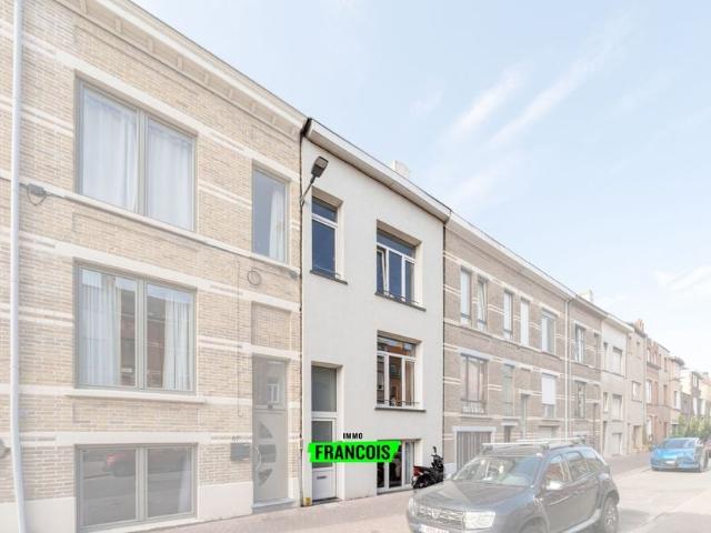 Woning te koop voor 320000 euro met 3 slaapkamers