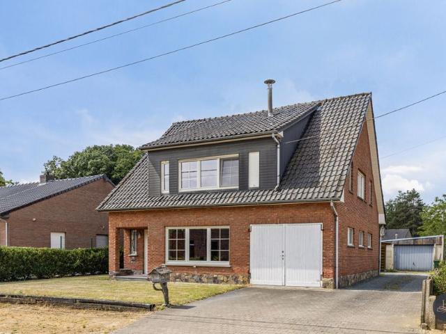 Woning te koop voor 328000 euro met 3 slaapkamers