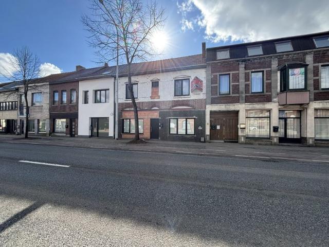 Woning te koop voor 329000 euro met 4 slaapkamers