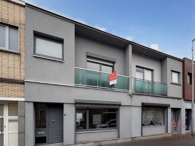 Woning te koop voor 330000 euro met 3 slaapkamers