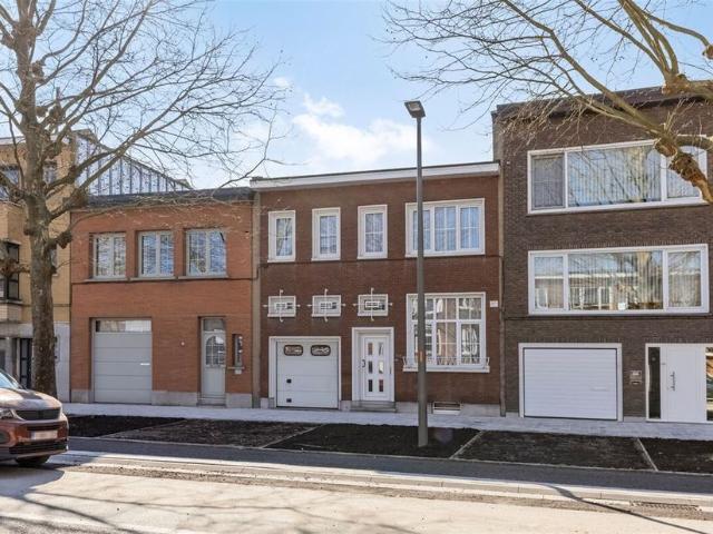 Woning te koop voor 445000 euro met 3 slaapkamers