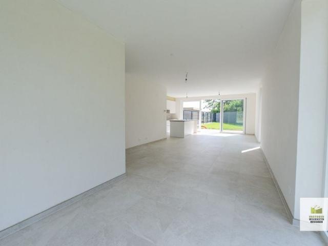 Woning te koop voor 449000 euro met 3 slaapkamers