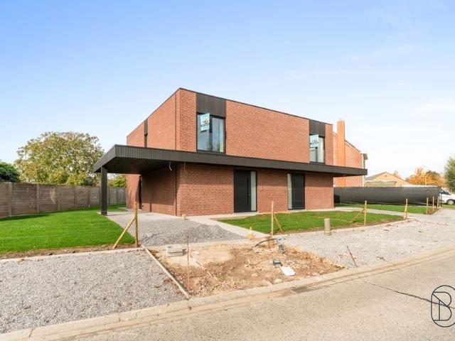 Woning te koop voor 454667.87 euro met 3 slaapkamers