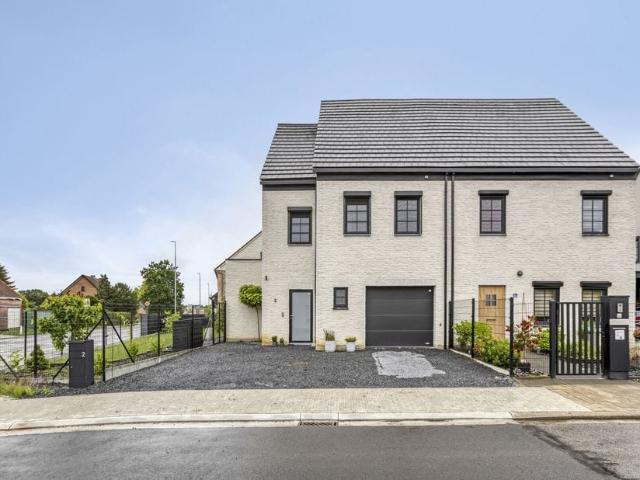 Woning te koop voor 459000 euro met 4 slaapkamers