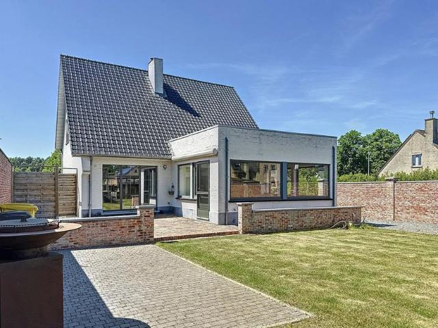 Woning te koop voor 490000 euro met 3 slaapkamers