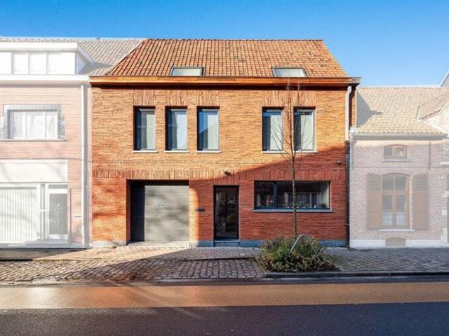 Woning te koop voor 497000 euro met 4 slaapkamers