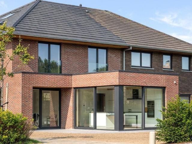 Woning te koop voor 498000 euro met 3 slaapkamers
