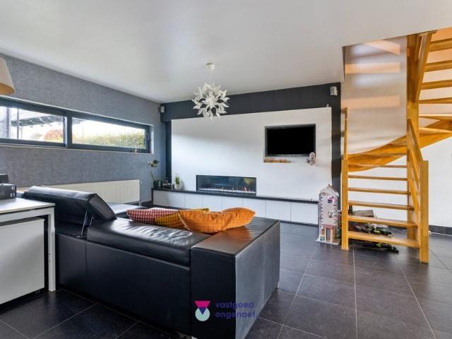 Woning te koop voor 499000 euro met 5 slaapkamers