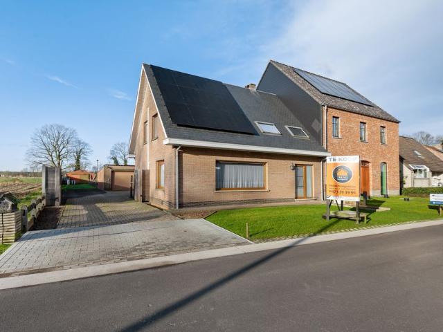 Woning te koop voor 414000 euro met 3 slaapkamers