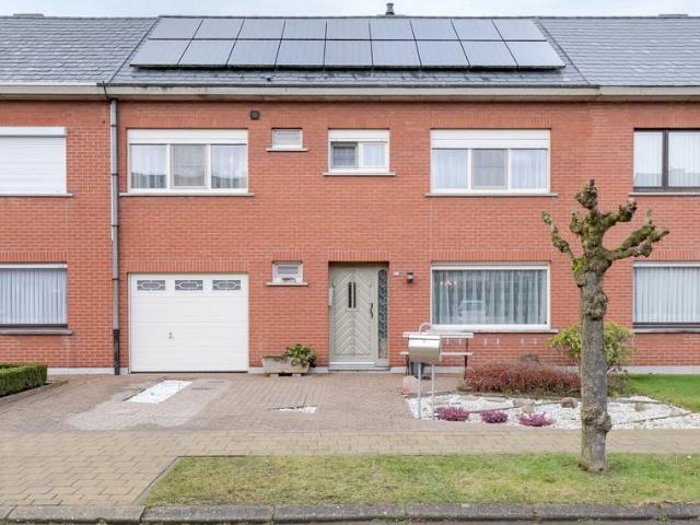 Woning te koop voor 419000 euro met 4 slaapkamers