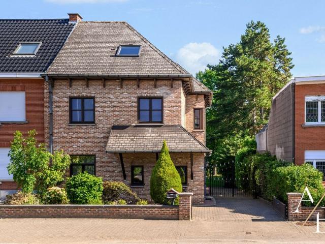 Woning te koop voor 398500 euro met 3 slaapkamers