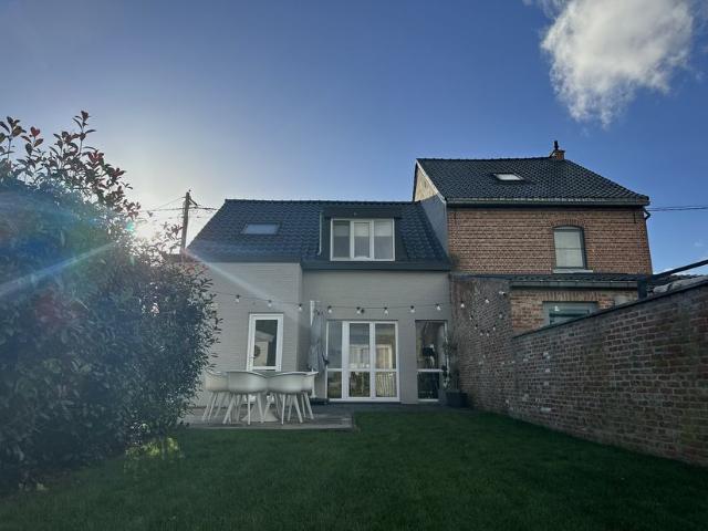 Woning te koop voor 429000 euro met 3 slaapkamers