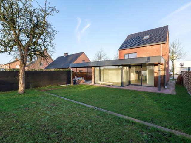 Woning te koop voor 549000 euro met 3 slaapkamers