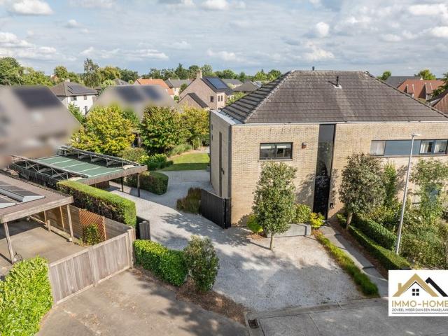 Woning te koop voor 579000 euro met 3 slaapkamers