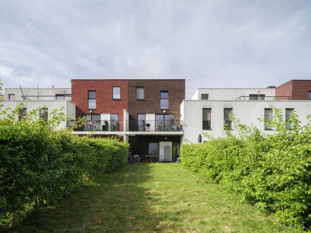 Woning te koop voor 585000 euro met 4 slaapkamers