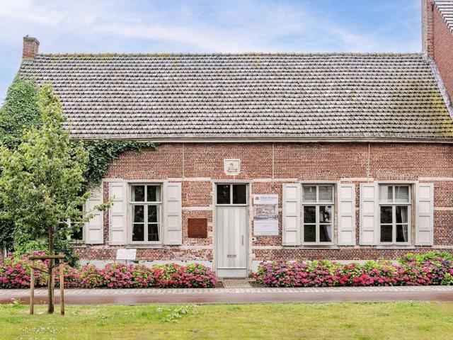 Woning te koop voor 598000 euro met 4 slaapkamers
