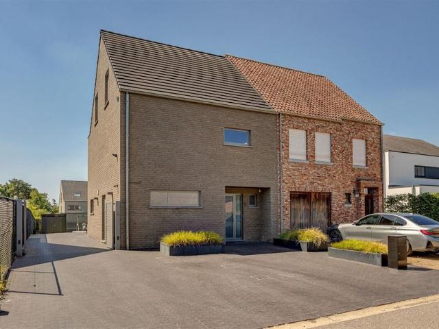 Woning te koop voor 539000 euro met 3 slaapkamers