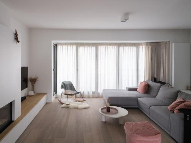 Woning te koop voor 735000 euro met 4 slaapkamers
