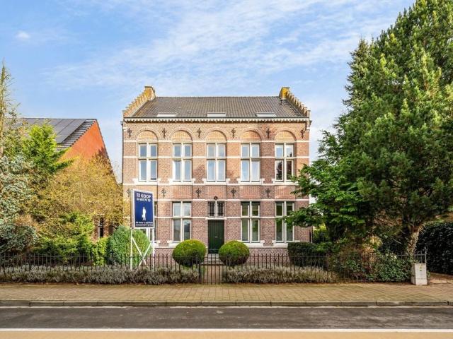 Woning te koop voor 899000 euro met 7 slaapkamers