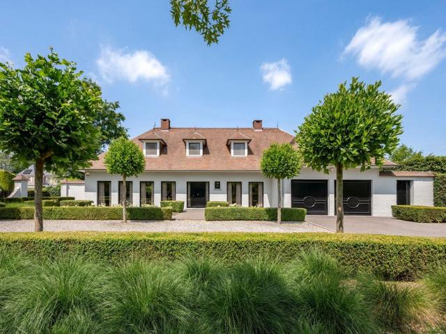 Woning te koop voor 998000 euro met 4 slaapkamers