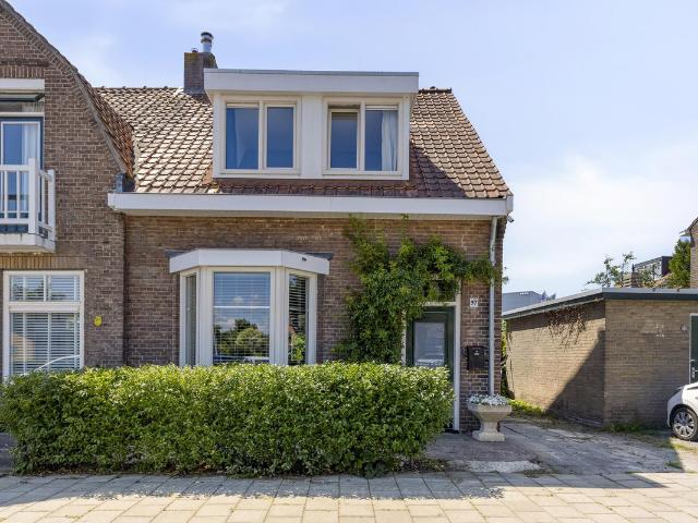 Woning te koop: Voorstad 97 4461KM Goes Vastgoed Nederland