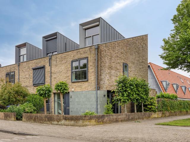 Woning te koop: Vlaamse Gaai 9 3893KE Zeewolde Vastgoed Nederland