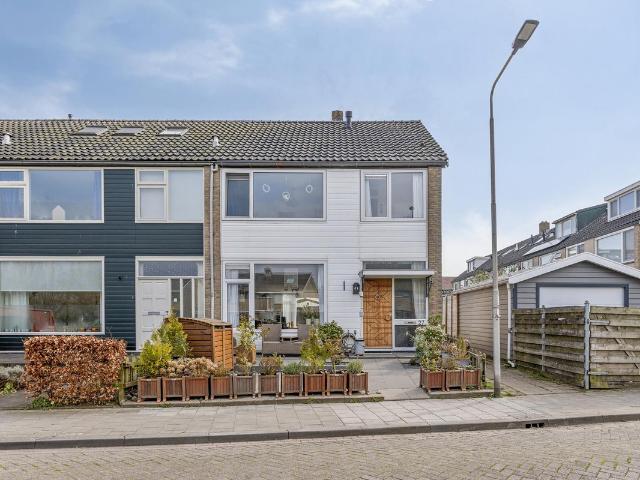 Woning te koop: Vlietstraat 27 3286AV Klaaswaal Vastgoed Nederland