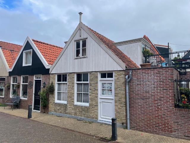 Woning te koop: W J Tuijnstraat 18 1131ZJ Volendam Vastgoed Nederland