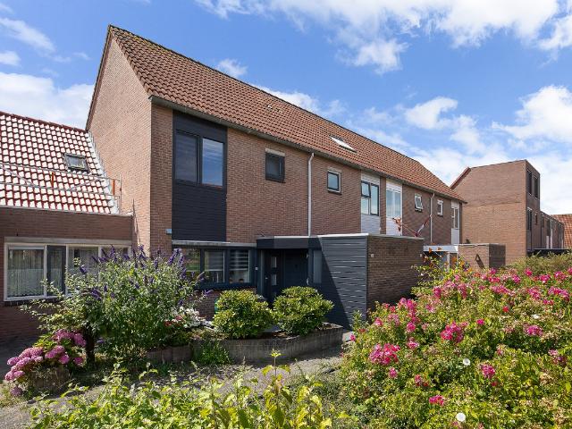 Woning te koop: Wakerdijk 76 1446BV Purmerend Vastgoed Nederland