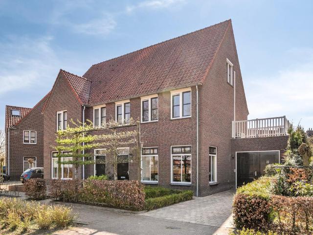 Woning te koop: Zandershoeve 26 5708TC Helmond Vastgoed Nederland