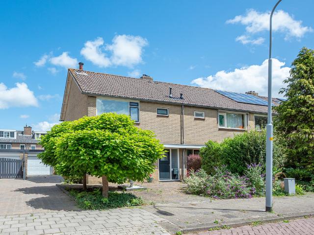 Woning te koop: Zichtweg 66 2151WJ Nieuw Vennep Vastgoed Nederland