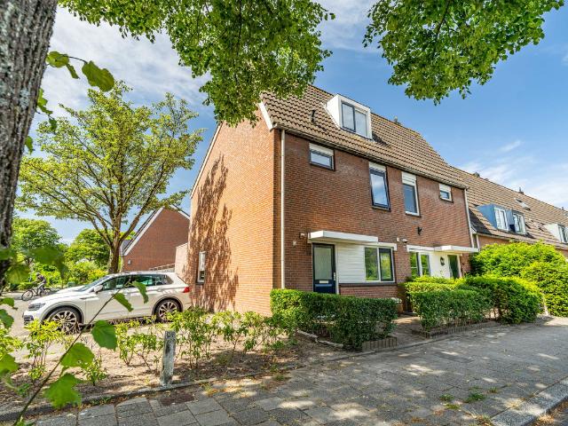 Woning te koop: Zwaluwweg 30 2251MV Voorschoten Vastgoed Nederland