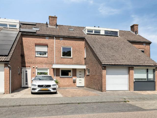 Woning te koop: Zuideinde 20 4671BK Dinteloord Vastgoed Nederland