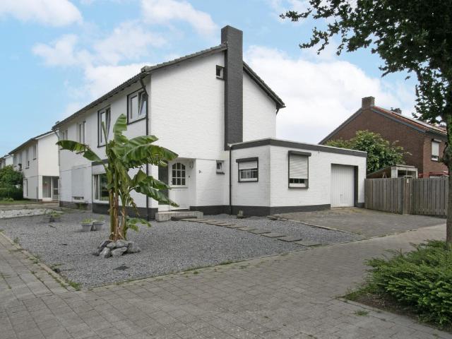 Woning te koop: Zuiderstraat 1B 6006EN Weert Vastgoed Nederland