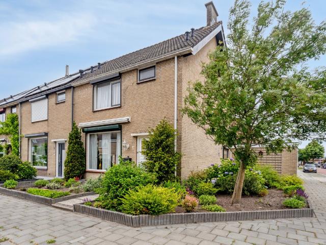 Woning te koop: Acacialaan 11 4651KA Steenbergen Vastgoed Nederland