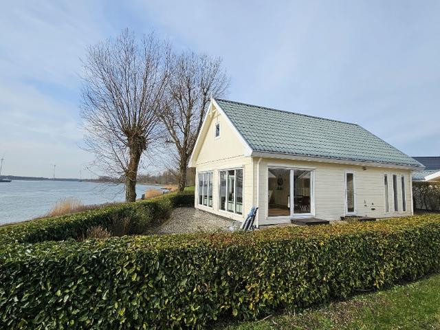 Woning te koop: Achterzeedijk 1A24 2991SB Barendrecht Vastgoed Nederland
