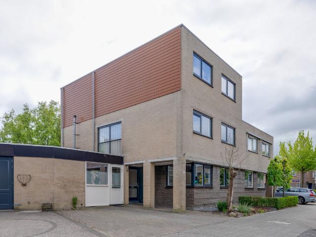 Woning te koop: Abraham De Haanstraat 8 1035TD Amsterdam Vastgoed Nederland