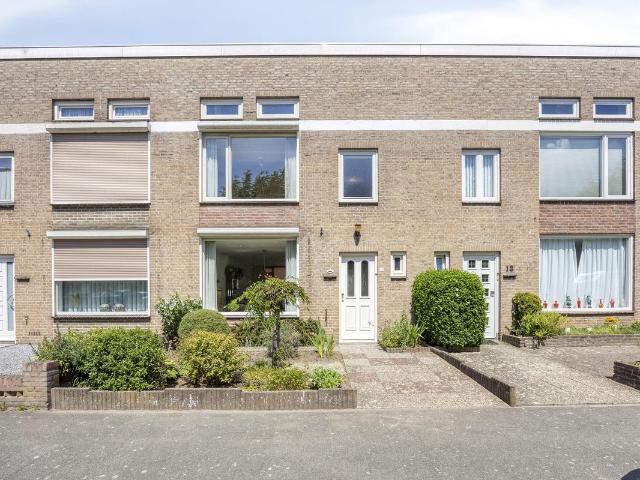 Woning te koop: Abraham Kuyperstraat 15 5344GA Oss Vastgoed Nederland