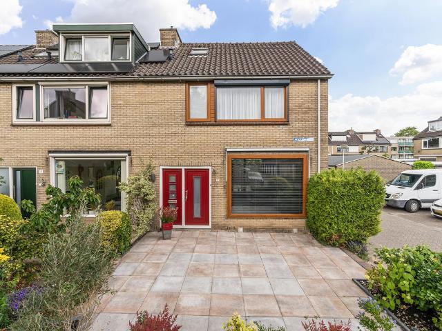 Woning te koop: Akkerwinde 2 2992CA Barendrecht Vastgoed Nederland