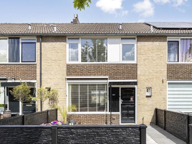 Woning te koop: Barkstraat 20 1503TM Zaandam Vastgoed Nederland
