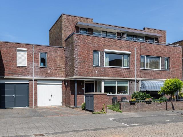 Woning te koop: Biezenhaak 7 3356CR Papendrecht Vastgoed Nederland