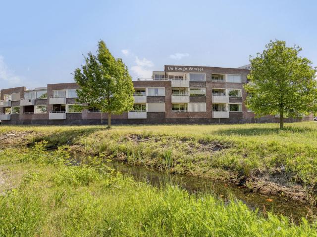 Woning te koop: Biezenloop 117 5 WB Heesch Vastgoed Nederland