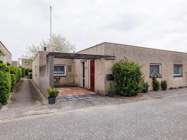 Woning te koop: Brochestraat 5 1336TN Almere Vastgoed Nederland