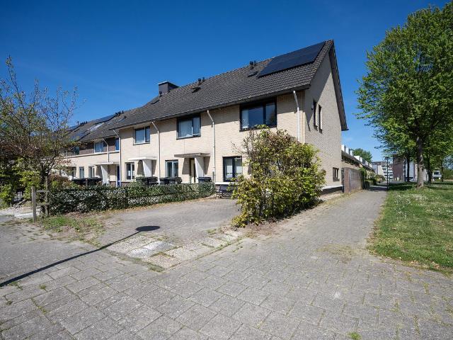 Woning te koop: Brederostraat 2 1321VL Almere Vastgoed Nederland