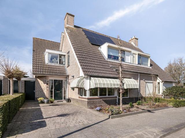 Woning te koop: Buitenlanden 13 3274MB Heinenoord Vastgoed Nederland